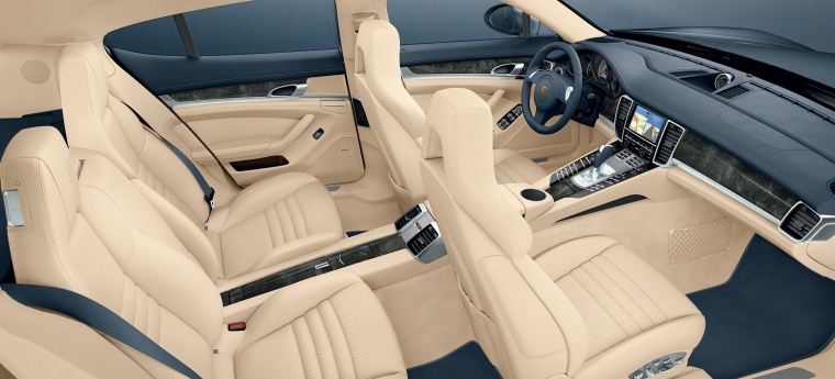 2013 Porsche Panamera Turbo Interior Picture