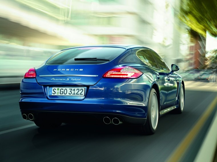 2013 Porsche Panamera S Hybrid Picture