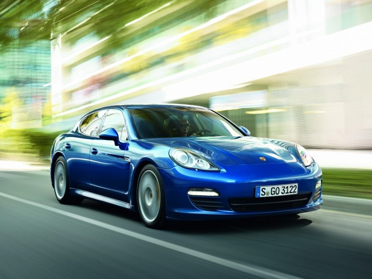 2013 Porsche Panamera S Hybrid Picture