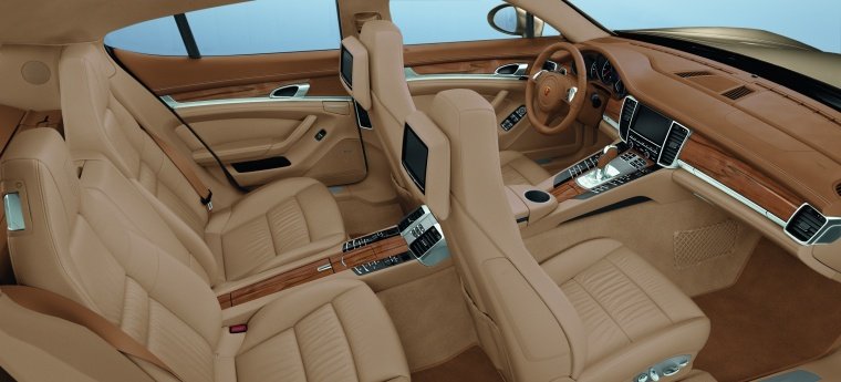 2013 Porsche Panamera Interior Picture