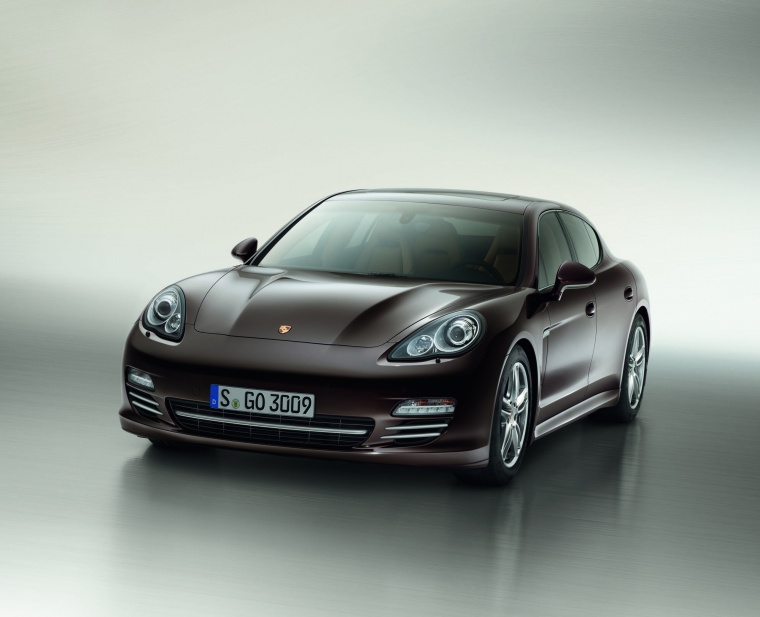 2013 Porsche Panamera Picture