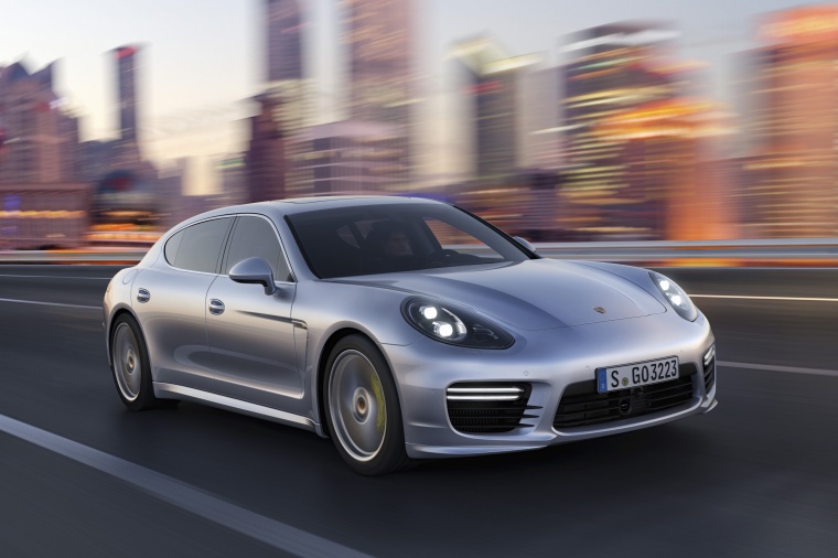 2014 Porsche Panamera Turbo Picture