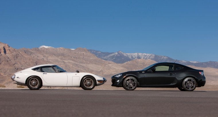 2014 Scion FR-S Coupe & Toyota 2000GT Picture