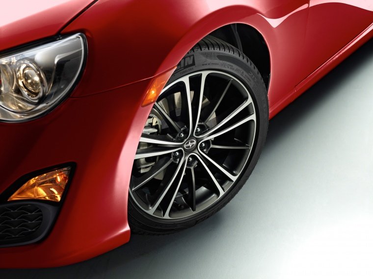 2014 Scion FR-S Coupe Rim Picture