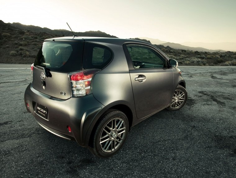 2015 Scion iQ Picture