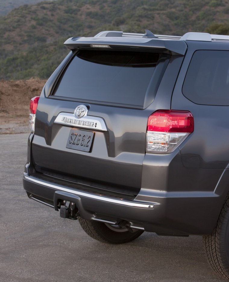 2011 Toyota 4Runner Limited Tail Lights Picture