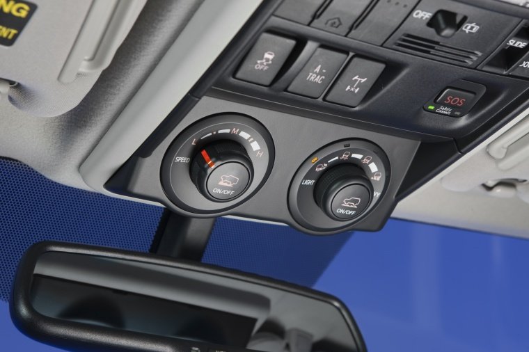 2012 Toyota 4Runner Trail Overhead Console Picture
