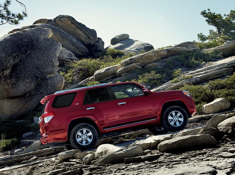 2013 Toyota 4Runner SR5 Picture