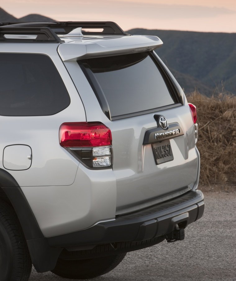 2013 Toyota 4Runner Trail Tail Light Picture
