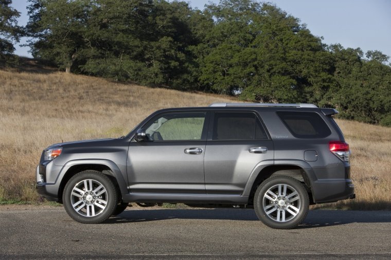 2013 Toyota 4Runner Limited Picture