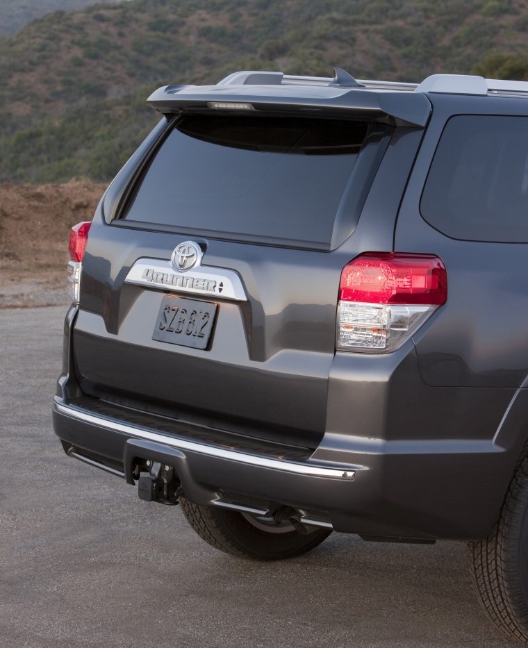 2013 Toyota 4Runner Limited Tail Lights Picture
