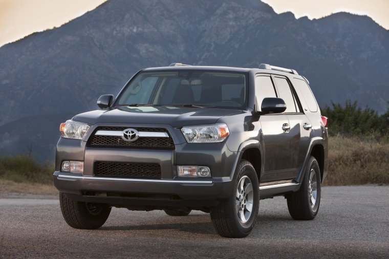 2013 Toyota 4Runner SR5 Picture