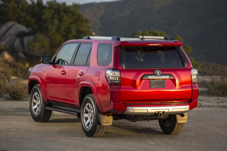 2016 Toyota 4Runner Trail Picture