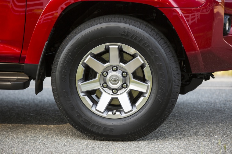 2016 Toyota 4Runner Trail Rim Picture