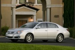 Picture of 2010 Toyota Avalon Limited in Classic Silver Metallic