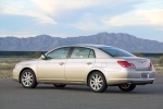 Picture of 2010 Toyota Avalon Limited in Classic Silver Metallic