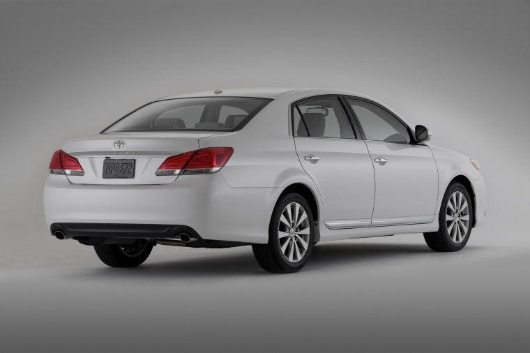 2011 Toyota Avalon Picture