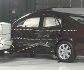 2011 Toyota Avalon IIHS Side Impact Crash Test Picture