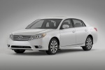 Picture of 2011 Toyota Avalon in Blizzard Pearl