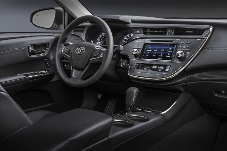 2017 Toyota Avalon Touring Interior Picture
