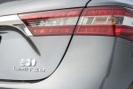 Picture of 2018 Toyota Avalon Hybrid Limited Tail Light