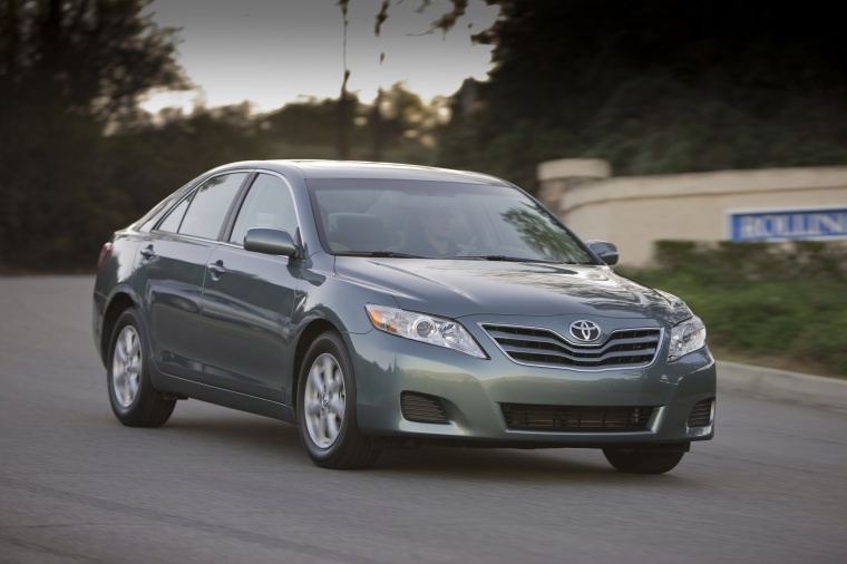 2010 Toyota Camry LE Picture