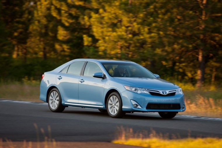 2012 Toyota Camry Hybrid XLE Picture