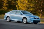 Picture of 2013 Toyota Camry Hybrid XLE in Clearwater Blue Metallic