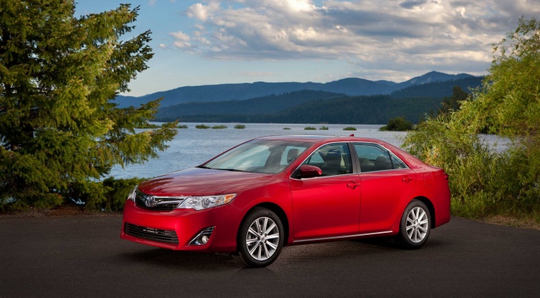 2014 Toyota Camry XLE Picture