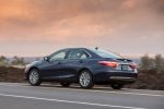Picture of 2015 Toyota Camry Hybrid SE in Blue Crush Metallic