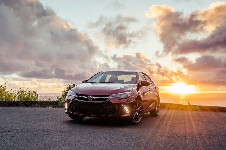 2016 Toyota Camry XSE Picture