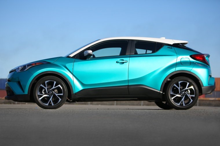 2018 Toyota C-HR Picture