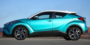 2018 Toyota C-HR Pictures