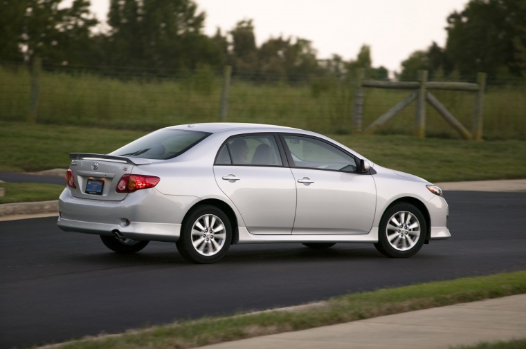 2010 Toyota Corolla S Picture