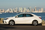 Picture of 2016 Toyota Corolla LE Eco in Blizzard Pearl