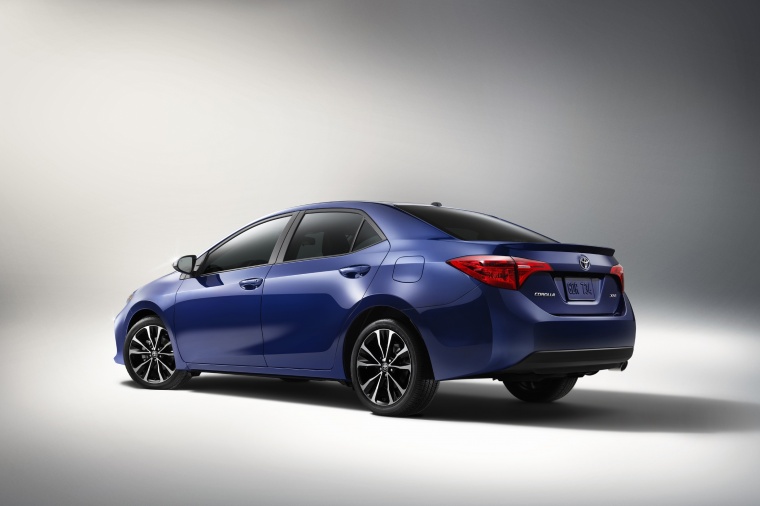 2017 Toyota Corolla XSE Picture