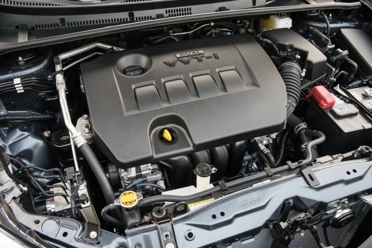 2017 Toyota Corolla SE 1.8-liter 4-cylinder Engine Picture