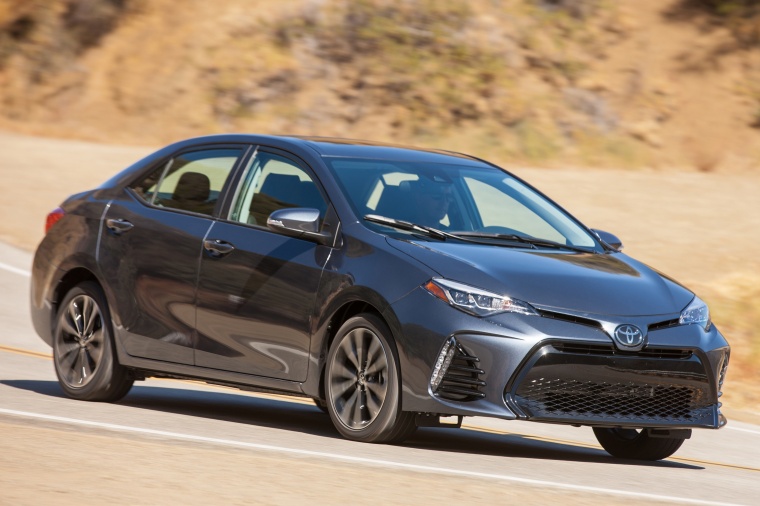 2017 Toyota Corolla XSE Picture