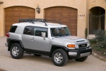 Picture of 2010 Toyota FJ Cruiser front right three-quarter in Silver Fresco Metallic