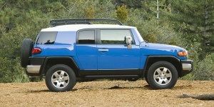 2010 Toyota FJ Cruiser Pictures