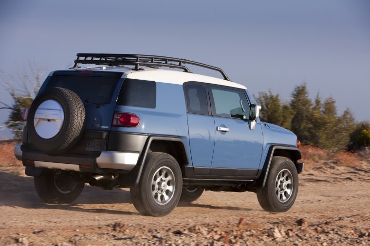 2011 Toyota FJ Cruiser Picture