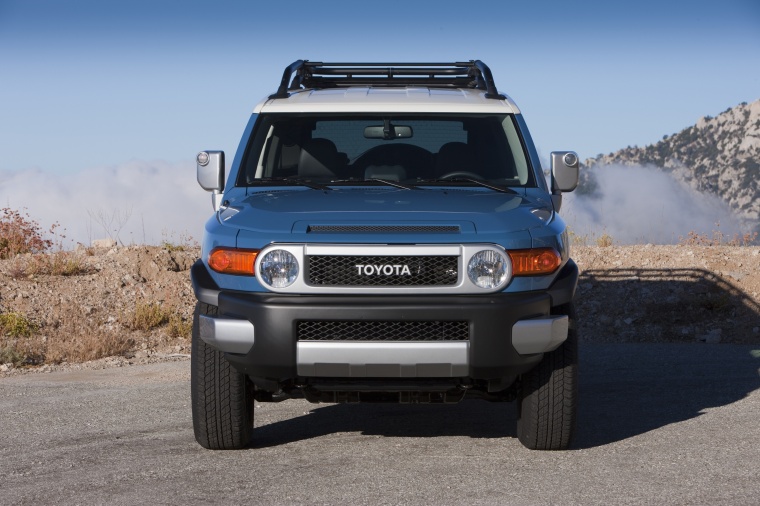 2011 Toyota FJ Cruiser Picture