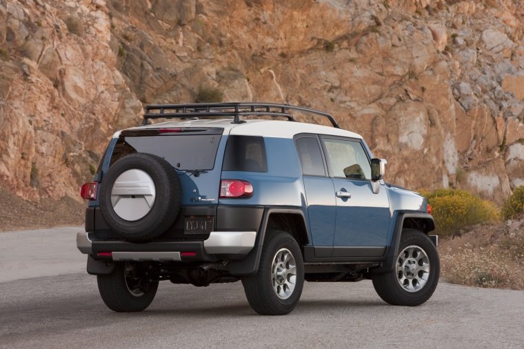 2012 Toyota FJ Cruiser Picture