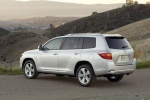 Picture of 2010 Toyota Highlander in Classic Silver Metallic