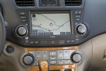 Picture of 2010 Toyota Highlander Hybrid Center Console