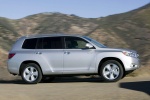 Picture of 2010 Toyota Highlander in Classic Silver Metallic