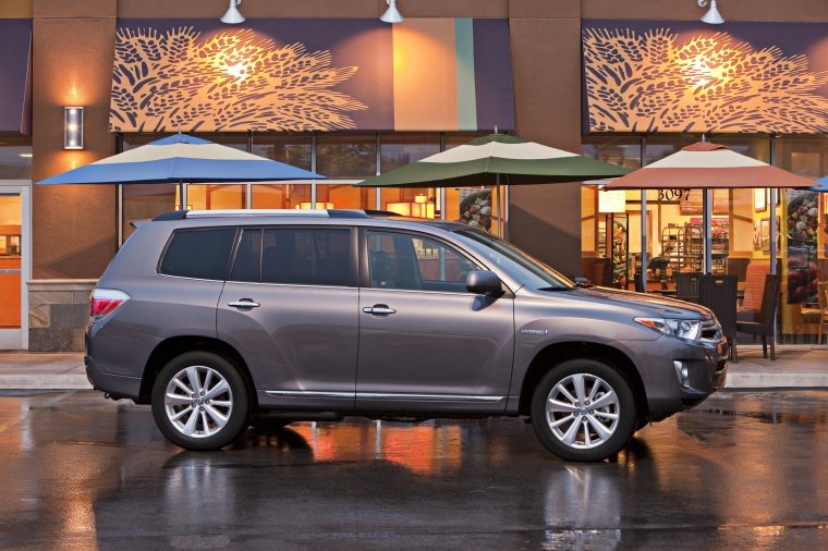 2013 Toyota Highlander Hybrid Picture