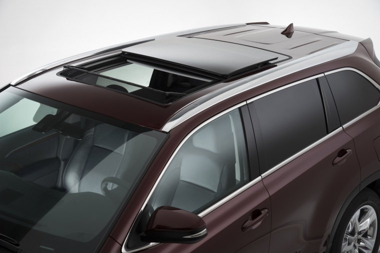2015 Toyota Highlander Limited AWD Panoramic Moonroof Picture