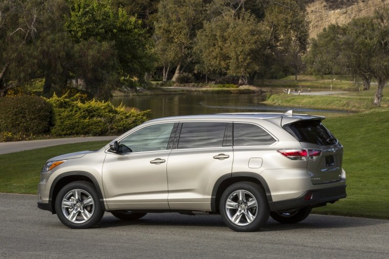 2015 Toyota Highlander Limited Picture