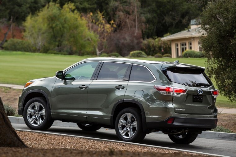 2015 Toyota Highlander Hybrid Limited AWD Picture